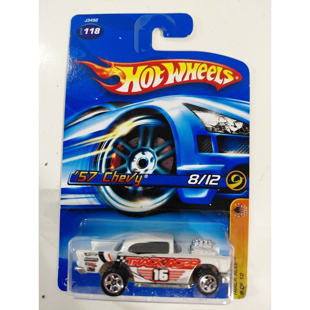 NIP Hot Wheels Track Aces 1:64 Die Cast 1957 Chevrolet Bel Air Race Car